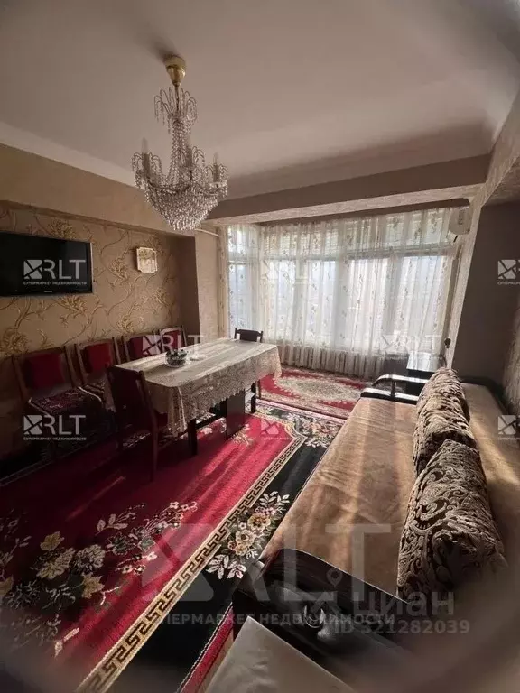 4-к кв. Дагестан, Махачкала просп. Расула Гамзатова, 18 (90.0 м) - Фото 1
