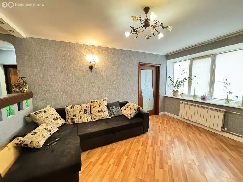 3-комнатная квартира: Энгельс, Золотовская улица, 14 (64 м) - Фото 2