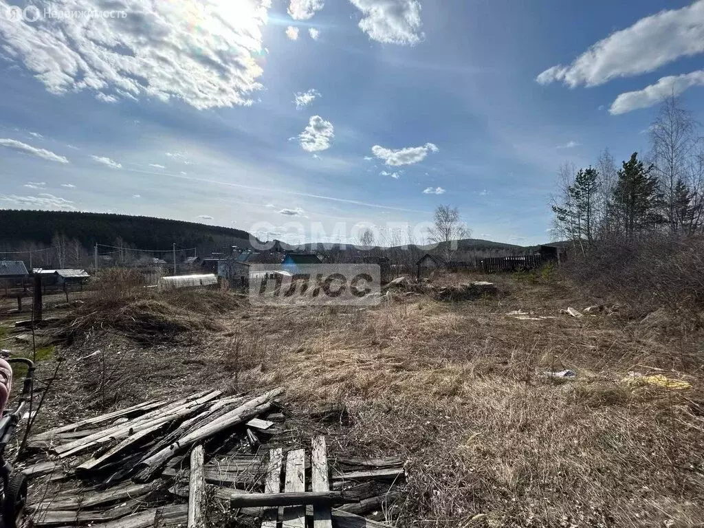 Участок в посёлок Исеть, Карьерная улица (12 м) - Фото 1