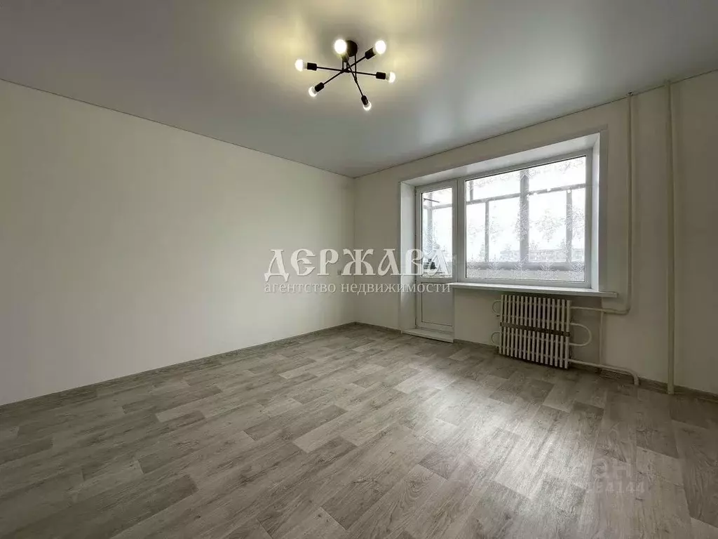 3-к кв. Белгородская область, Старый Оскол Жукова мкр, 47 (61.6 м) - Фото 1