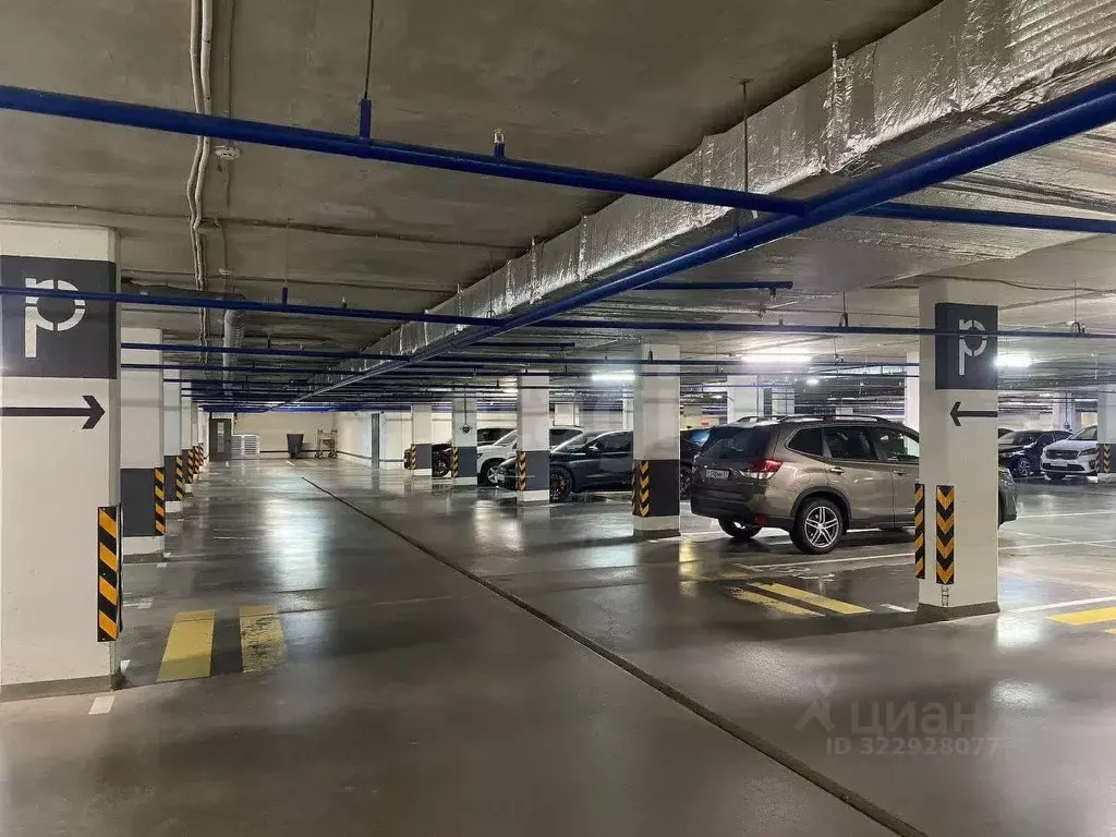 Гараж в Тюменская область, Тюмень ул. Федюнинского, 30к3 (14 м) - Фото 1