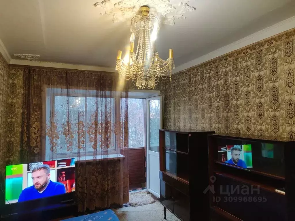 2-к кв. Московская область, Наро-Фоминск Южный мкр, ул. Ленина, 35 ... - Фото 1