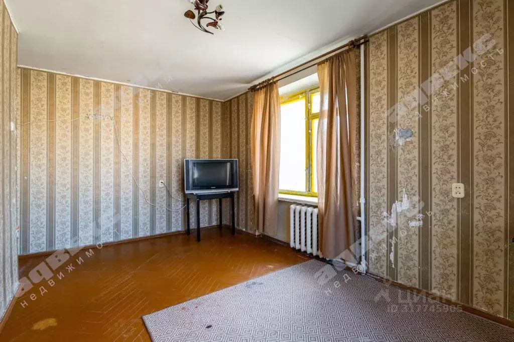 2-к кв. Санкт-Петербург просп. Ветеранов, 105 (40.0 м) - Фото 0