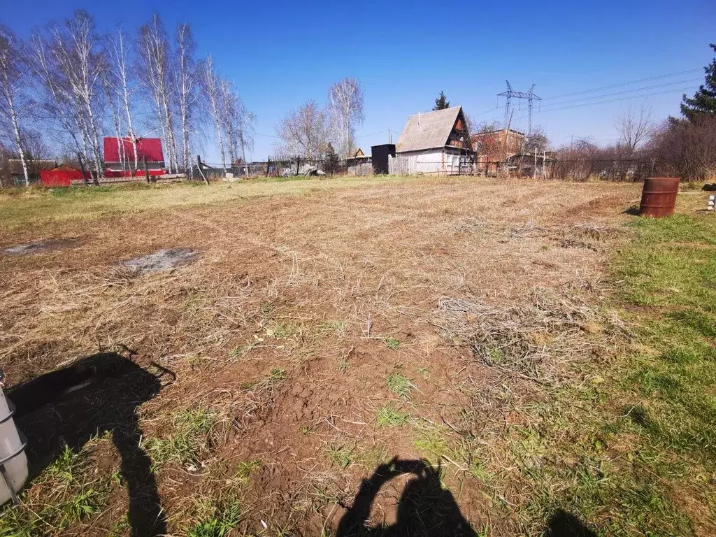 Участок в Свердловская область, Каменск-Уральский городской округ, д. ... - Фото 0