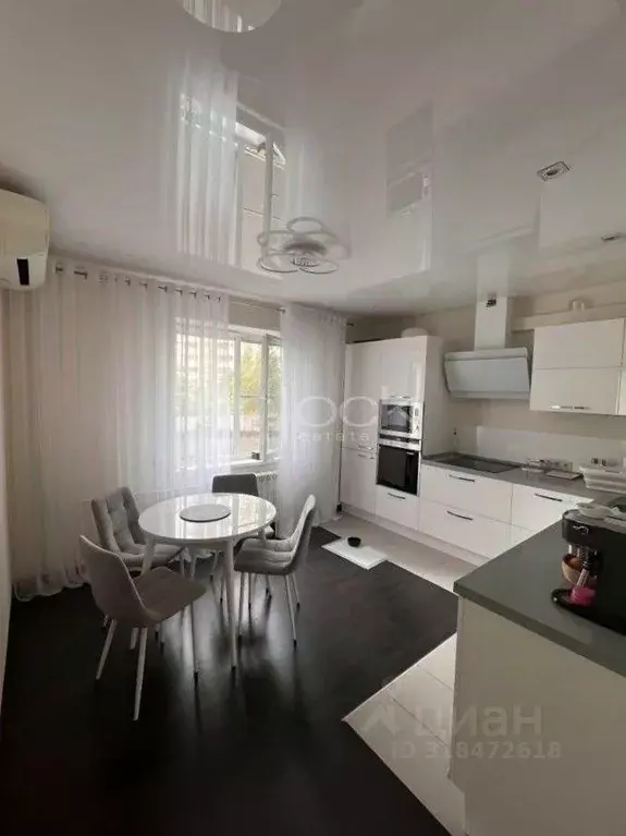 Квартира, 2 комнаты, 61.5 м - Фото 0