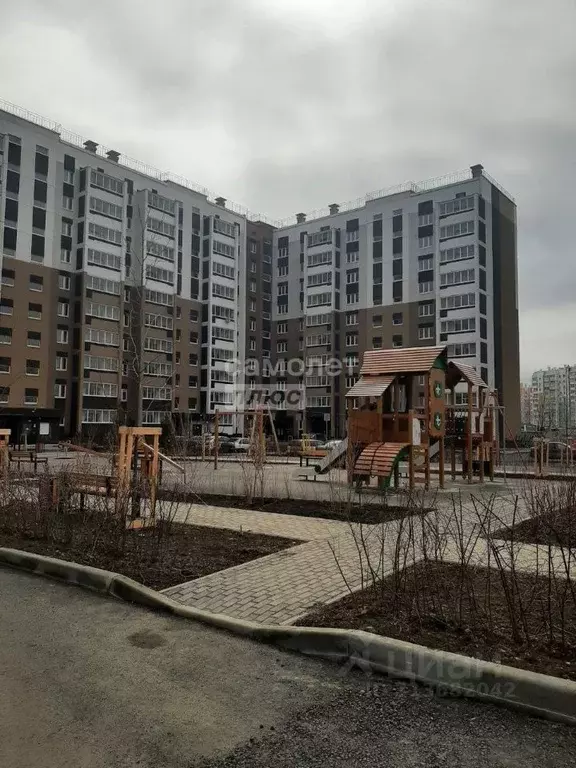2-к кв. Челябинская область, Челябинск просп. Краснопольский, 30 (43.0 ... - Фото 0