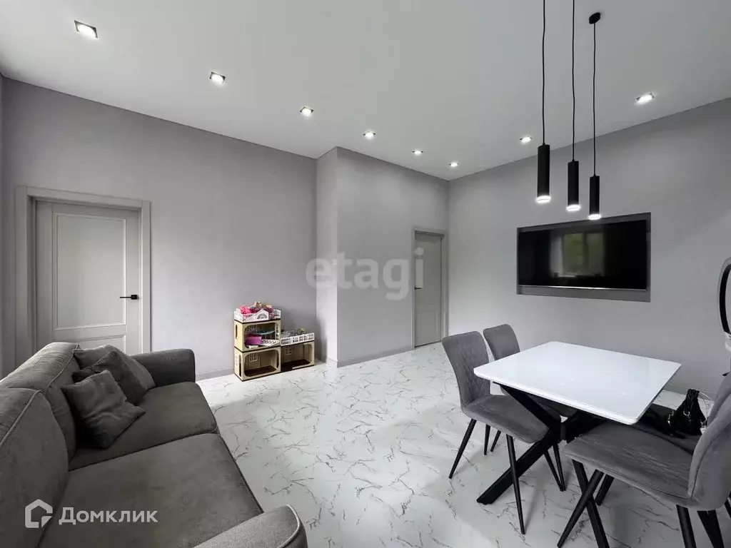 Продаётся 2-к квартира, 59.6 м - Фото 1