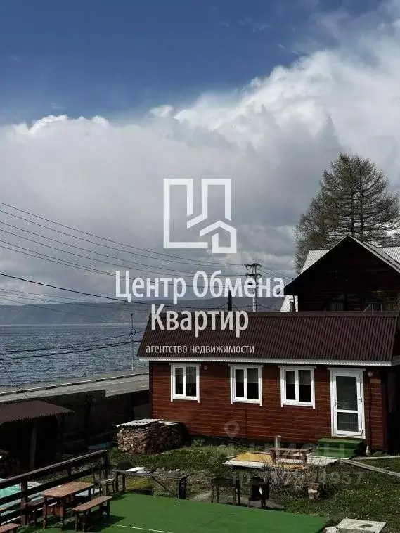 Дом в Иркутская область, Иркутский муниципальный округ, Листвянка рп ... - Фото 0