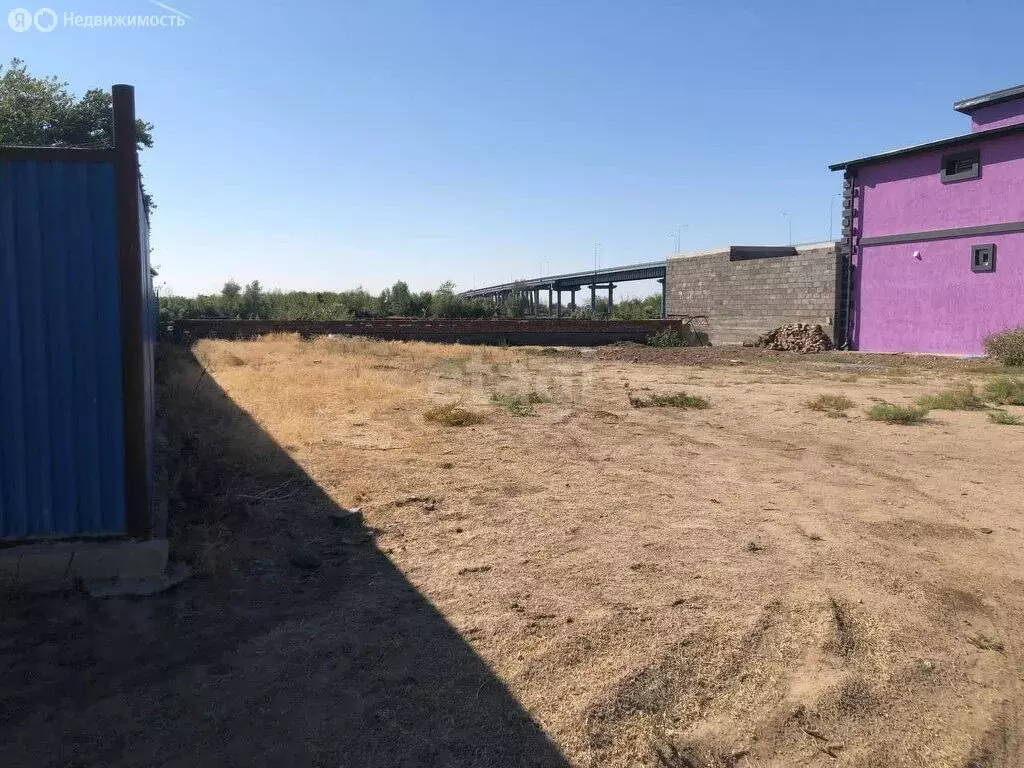 Дом в Астраханская область, Красноярский муниципальный округ, поселок ... - Фото 1