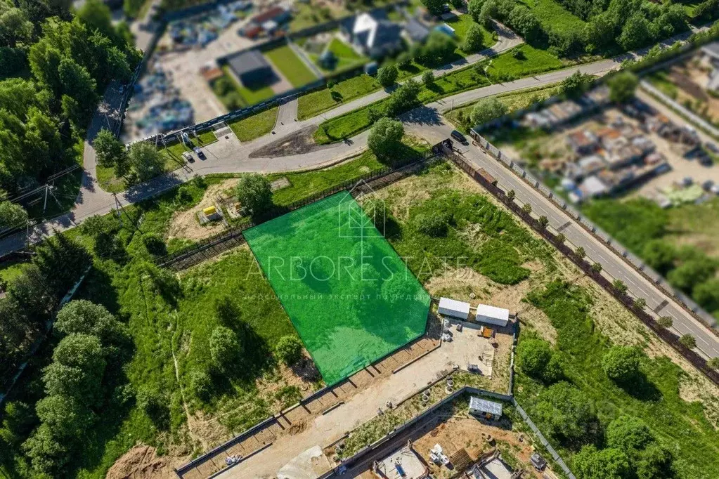 Участок в Московская область, Красногорск городской округ, д. ... - Фото 1