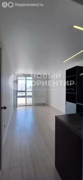 Квартира-студия: Екатеринбург, улица Евгения Савкова, 23/2 (21.4 м) - Фото 0
