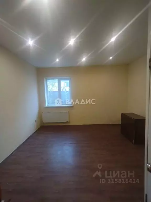 1-к кв. Башкортостан, Стерлитамак ул. Строителей, 55 (200.0 м) - Фото 0