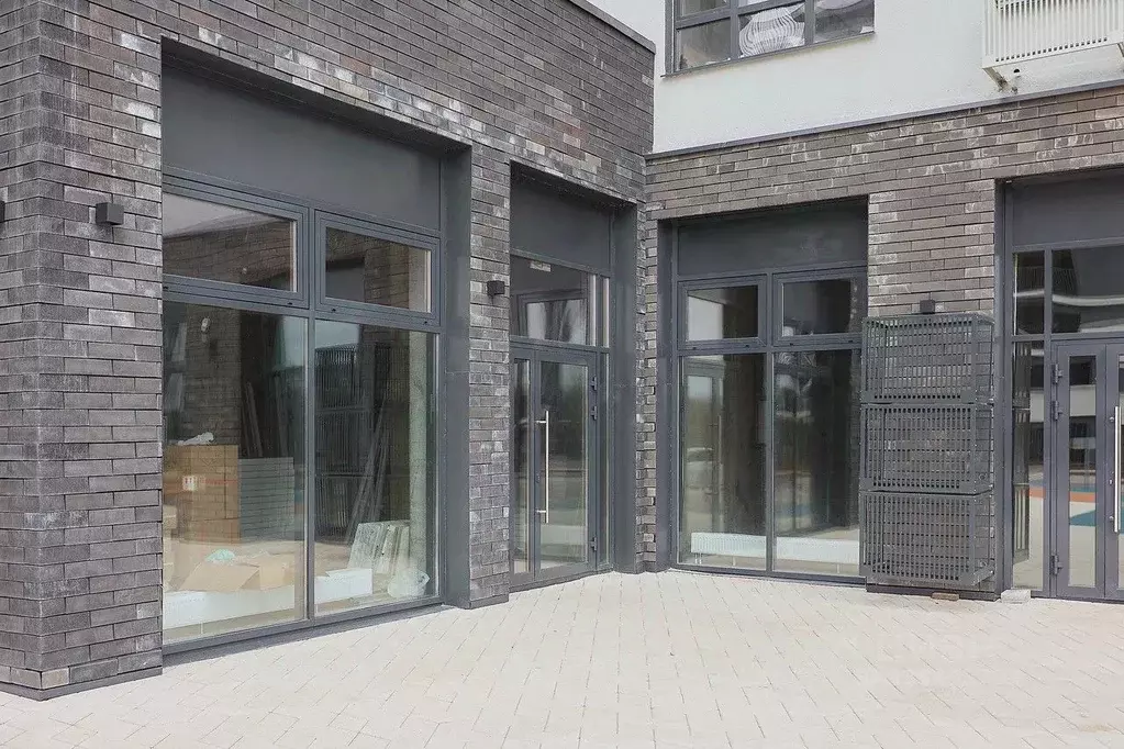 Помещение свободного назначения в Тюменская область, Тюмень ул. ... - Фото 2