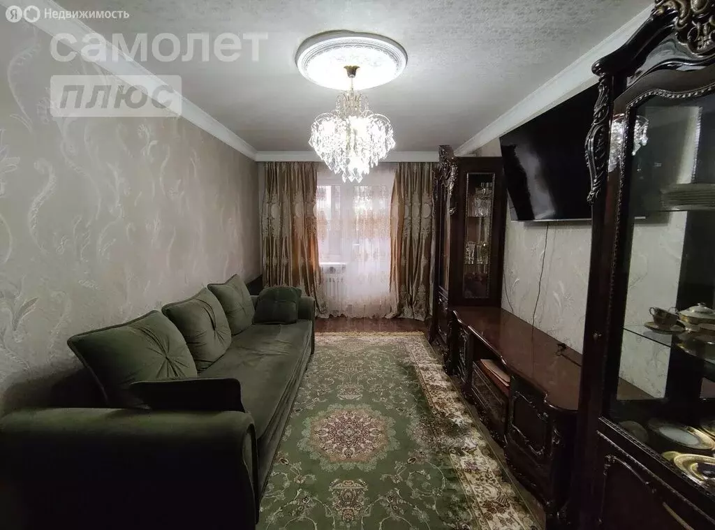 2-комнатная квартира: Аргун, улица А.А. Кадырова, 95 (55 м) - Фото 0