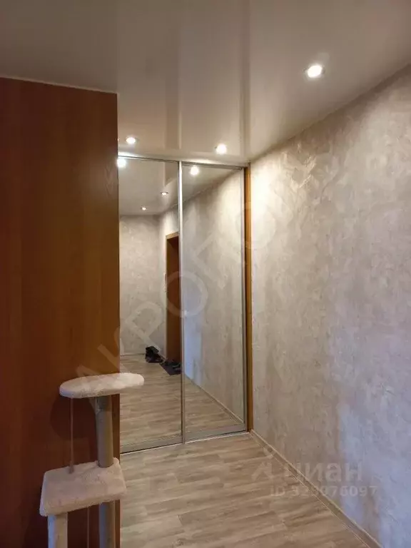 1-к кв. Красноярский край, Красноярск 9 Мая ул., 35А (50.9 м) - Фото 2