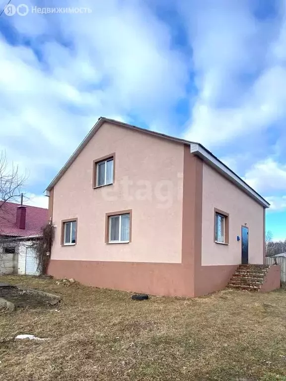 Дом в село Безлюдовка, улица 50 лет Победы (192.7 м) - Фото 1