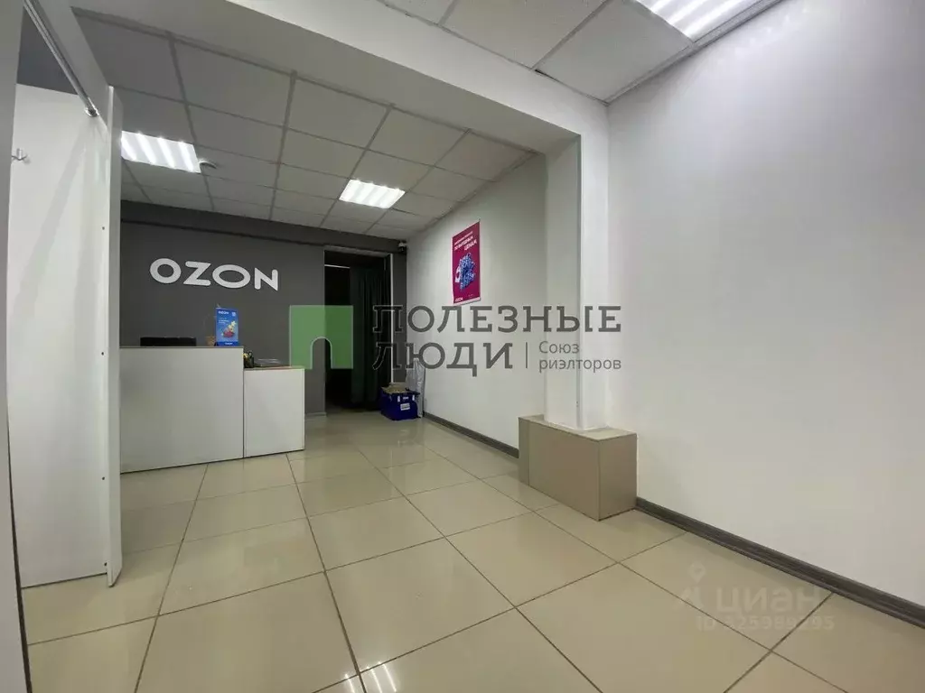 Помещение свободного назначения в Пермский край, Соликамск ул. ... - Фото 1