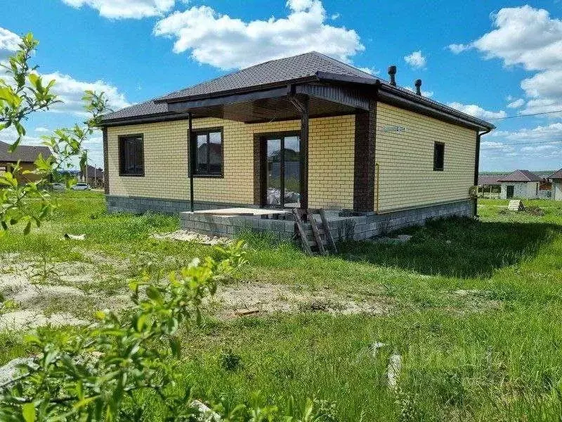 Дом в Белгородская область, Яковлевский муниципальный округ, Красный ... - Фото 1