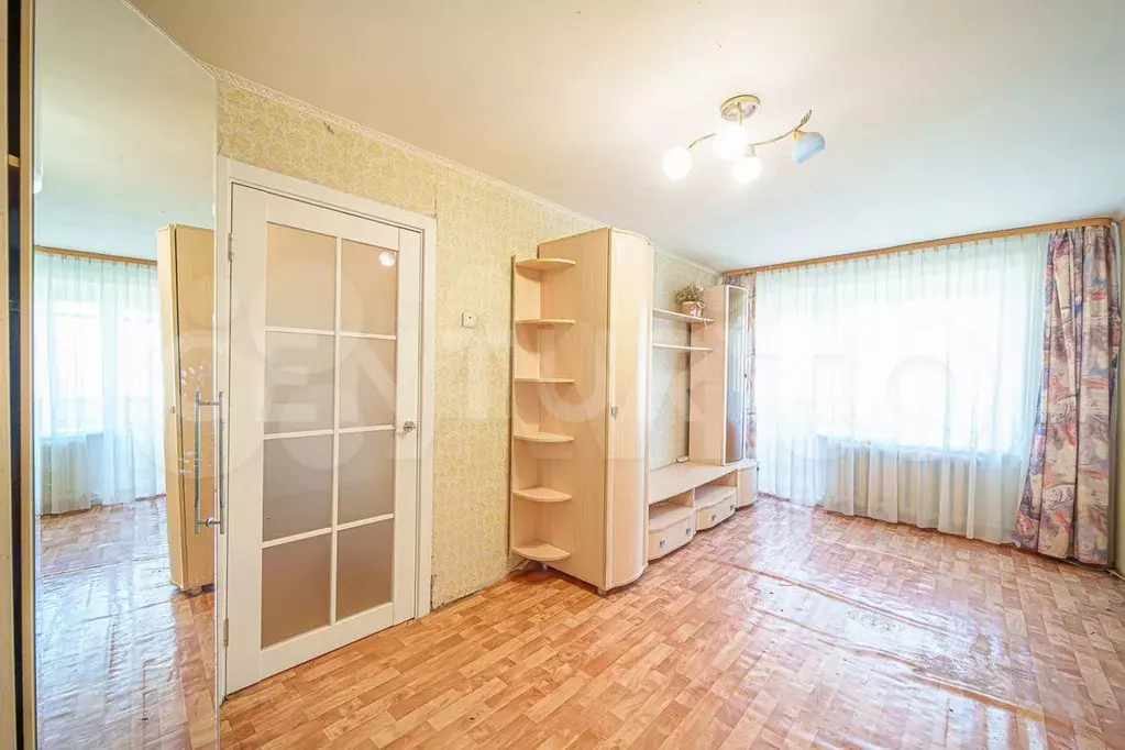 Доля в 2-к. квартире, 41 м, 4/4 эт. - Фото 0