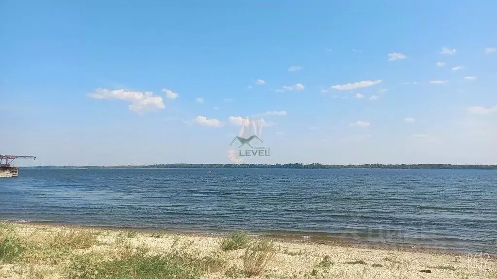 Дом в Саратовская область, с. Воскресенское ул. Ленина, 52 (53 м) - Фото 2