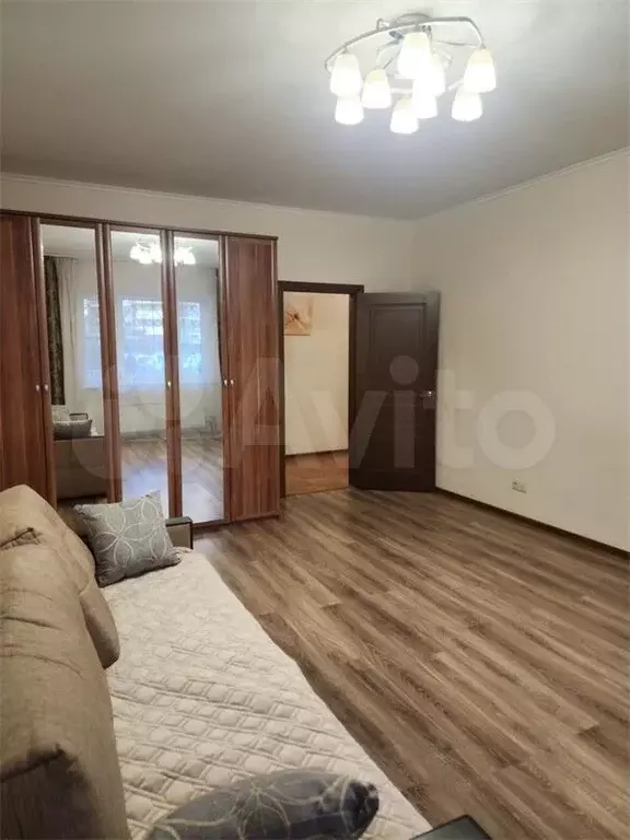 2-к. квартира, 72 м, 1/9 эт. - Фото 1