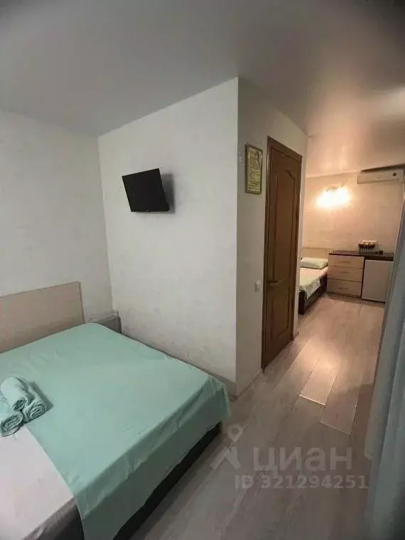 Комната Крым, Феодосия проезд Московский, 27 (12.0 м) - Фото 1