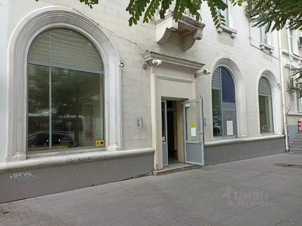 Помещение свободного назначения в Севастополь ул. Большая Морская, 46 ... - Фото 1