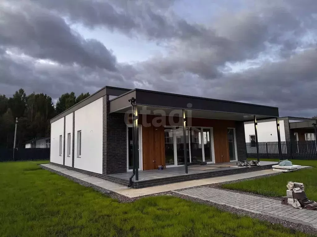 Дом в Ленинградская область, Ломоносовский район, Низинское с/пос, д. ... - Фото 2