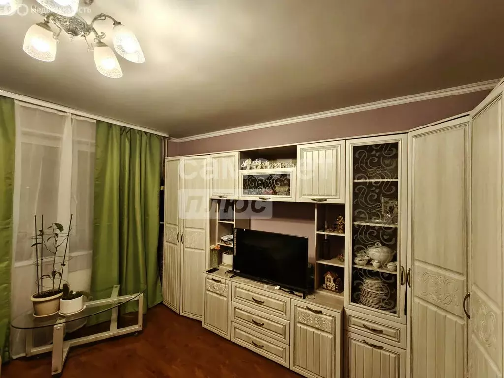 1-комнатная квартира: Лобня, улица Пушкина, 6 (44 м) - Фото 1