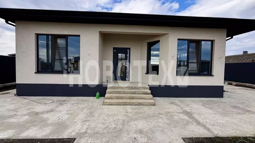 Дом в Краснодарский край, Крымск ул. Одесская, 91 (117 м) - Фото 2