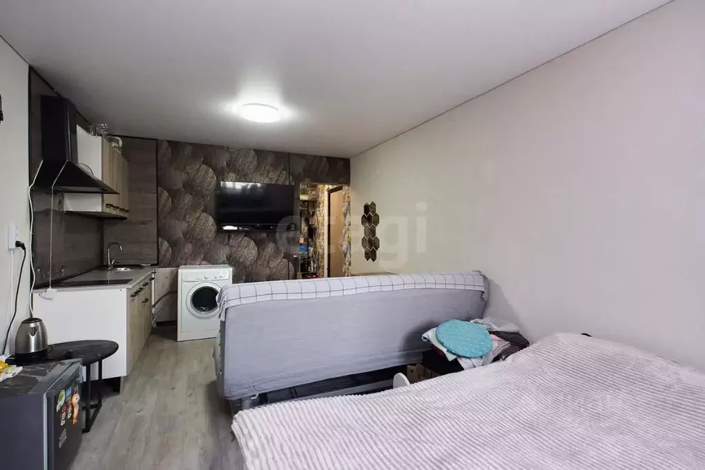 Студия Тюменская область, Тюмень ул. Республики, 229 (18.8 м) - Фото 1