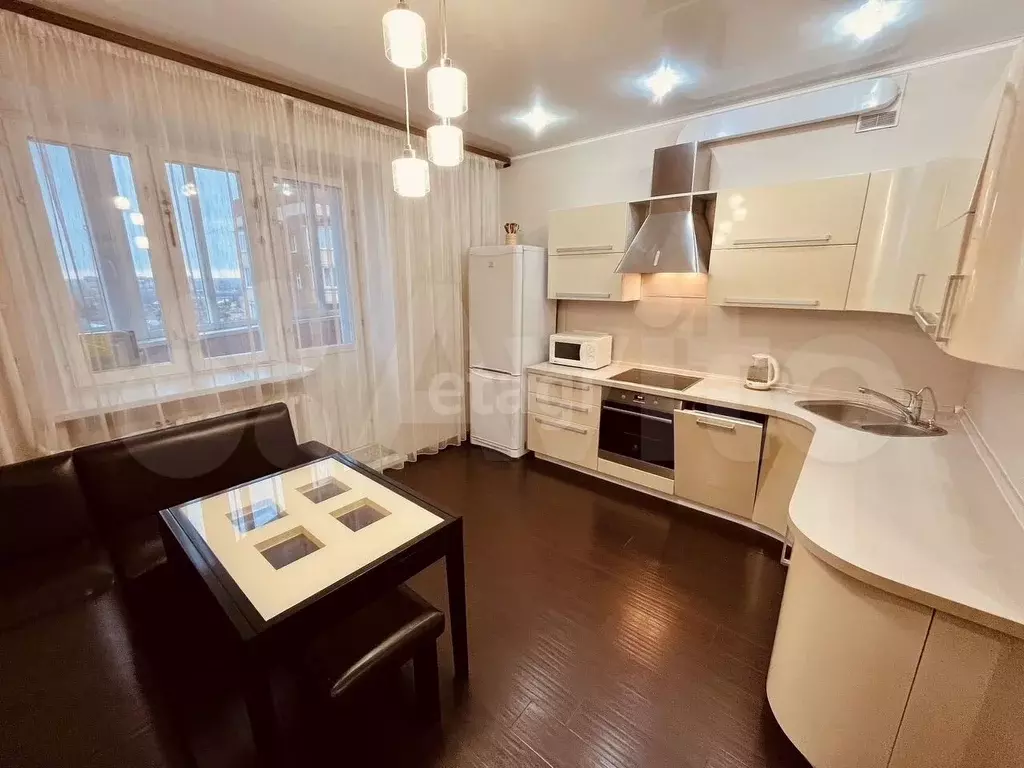 1-к. квартира, 40 м, 13/14 эт. - Фото 1