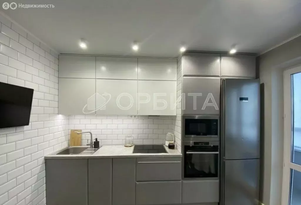 1-комнатная квартира: Тюмень, улица Новосёлов, 111 (27.7 м) - Фото 2