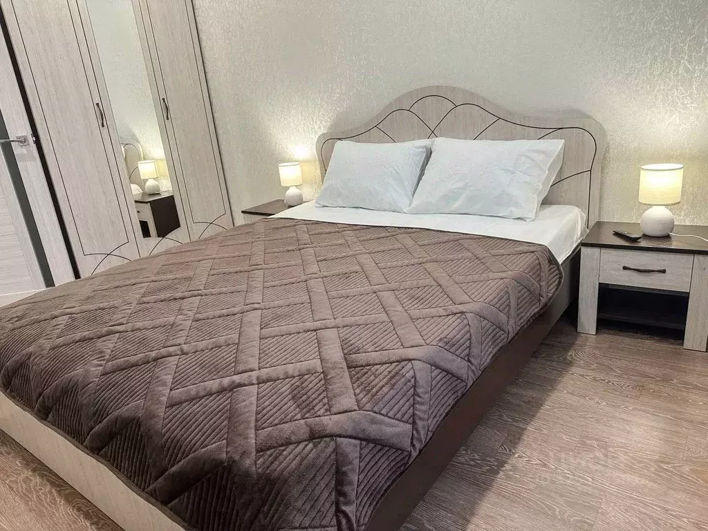 3-к кв. Курганская область, Курган Заозерный жилрайон, 4-й мкр, 1 ... - Фото 1