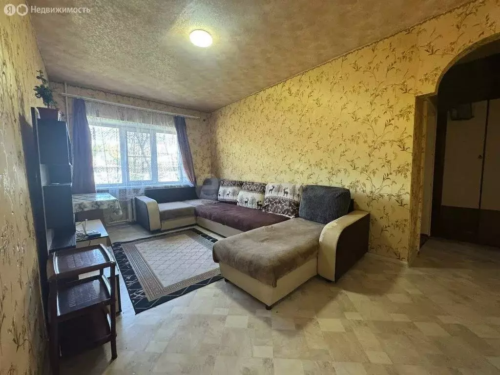 3-комнатная квартира: Балашов, улица Ленина, 136 (55.2 м) - Фото 1