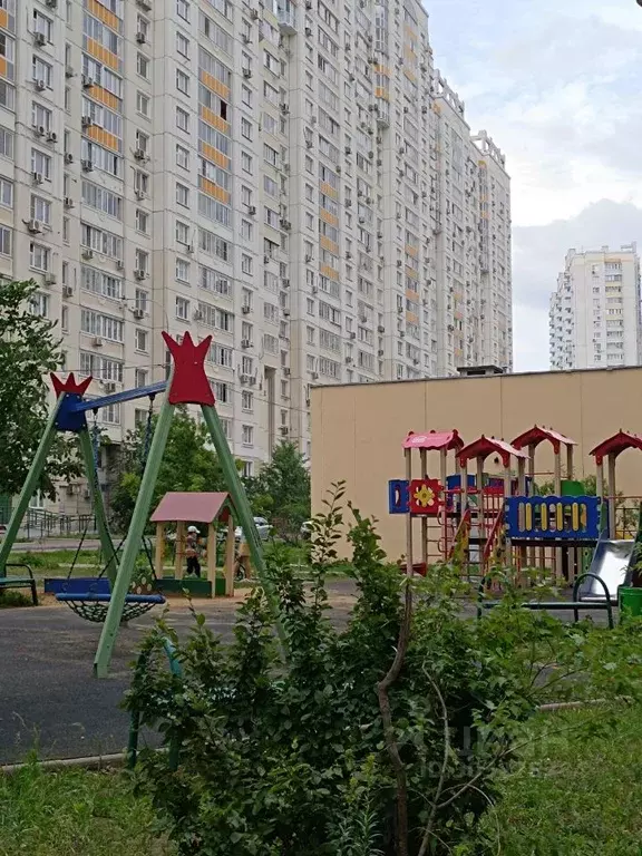 1-к кв. Москва Волжский бул., 3к1 (41.9 м) - Фото 0