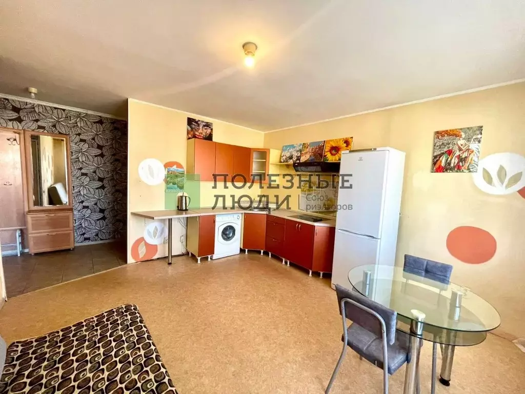 3-к кв. Томская область, Томск просп. Фрунзе, 130 (66.9 м) - Фото 2