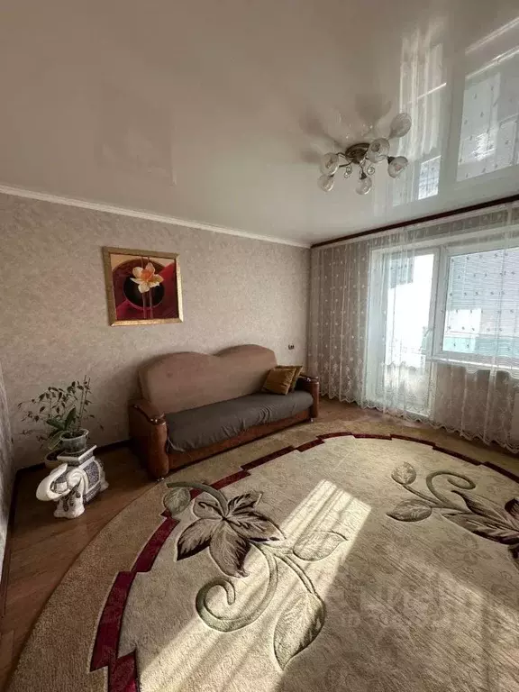 3-к кв. Хакасия, Абакан ул. Крылова, 82 (65.5 м) - Фото 0