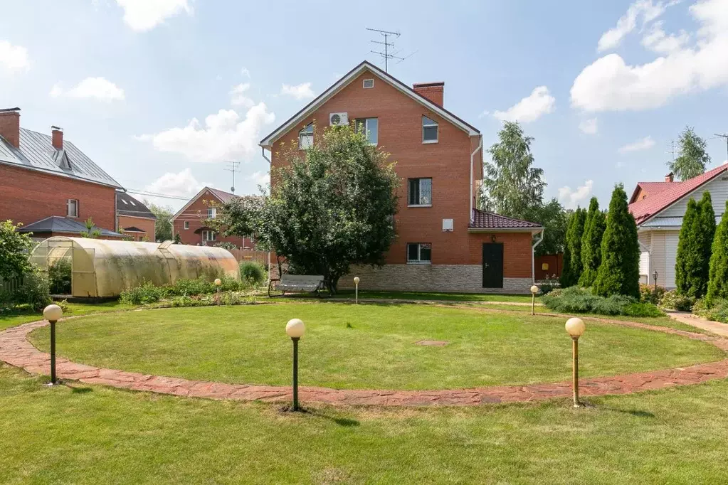 Дом в Тюменская область, Тюмень Три Сосны мкр, ул. Липовая (300 м) - Фото 2