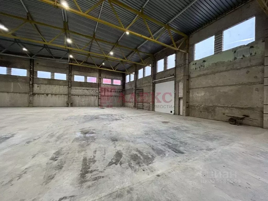 Склад в Ростовская область, Ростов-на-Дону ул. Малиновского, 200 (3000 ... - Фото 1