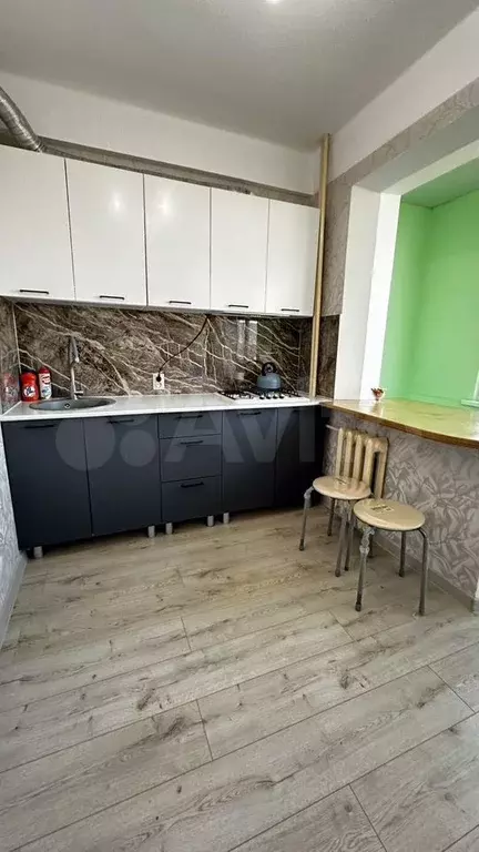 1-к. квартира, 44 м, 8/10 эт. - Фото 0