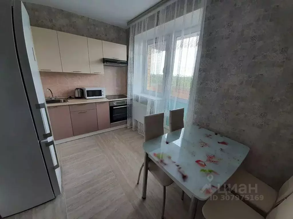 2-к кв. Калужская область, Калуга ул. Пухова, 56 (58.0 м) - Фото 0