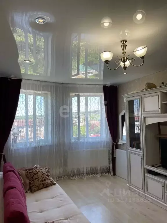 2-к кв. Краснодарский край, Горячий Ключ ул. Бабушкина, 36 (38.8 м) - Фото 0