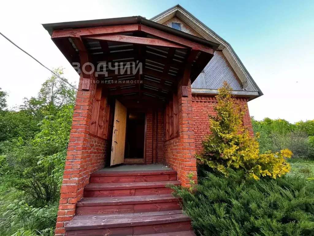 Дом в Чувашия, Канашский муниципальный округ, Лесной высел.  (50 м) - Фото 0