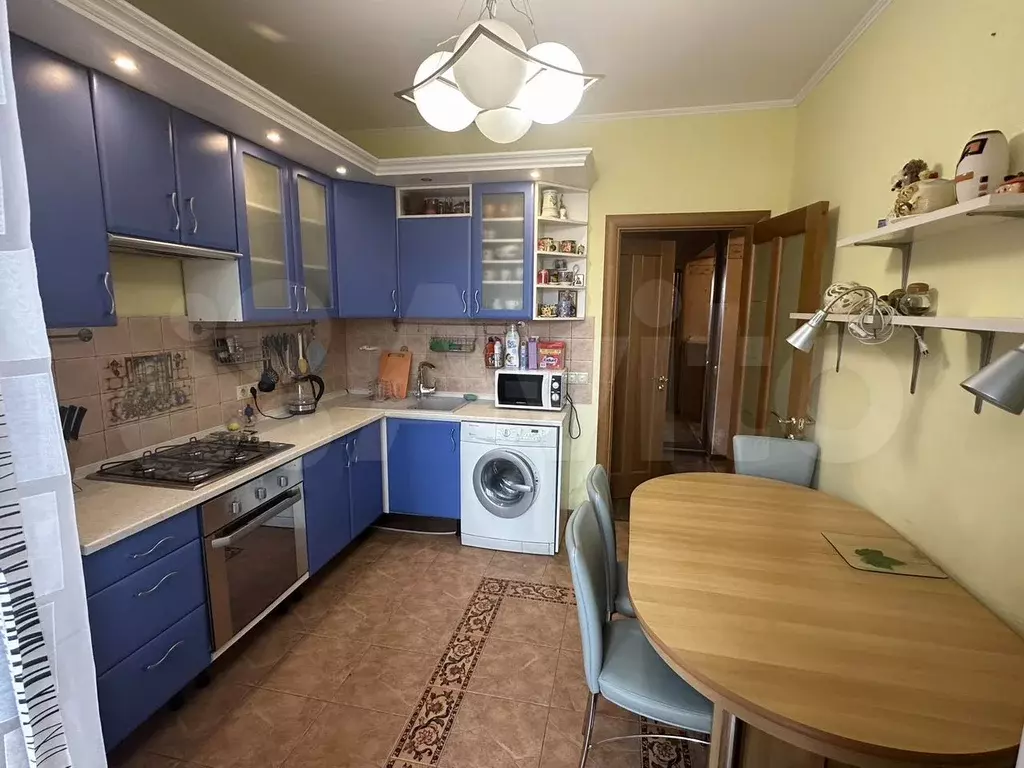 3-к. квартира, 70 м, 5/6 эт. - Фото 0