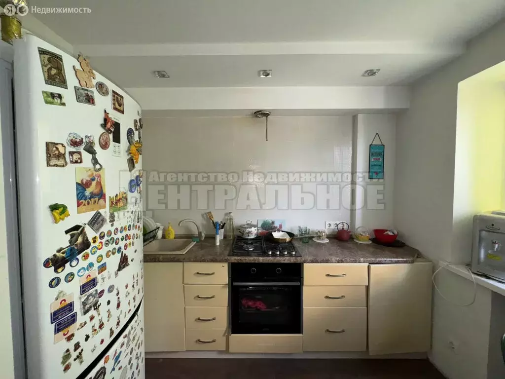 2-комнатная квартира: Смоленск, улица Октябрьской Революции, 32 (40 м) - Фото 0