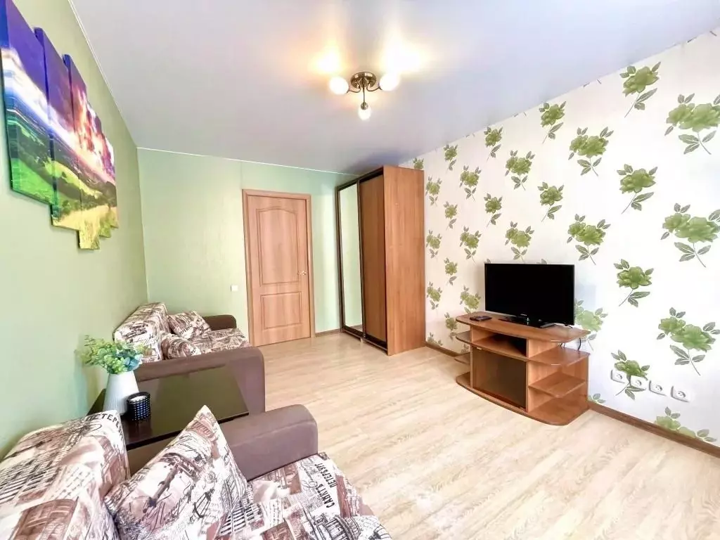 1-к кв. Коми, Воркута ул. Ломоносова, 9 (50.0 м) - Фото 0
