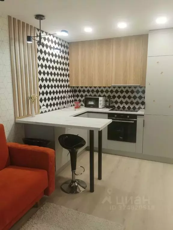 1-к кв. Иркутская область, Иркутск ул. Бородина, 7 (37.1 м) - Фото 1