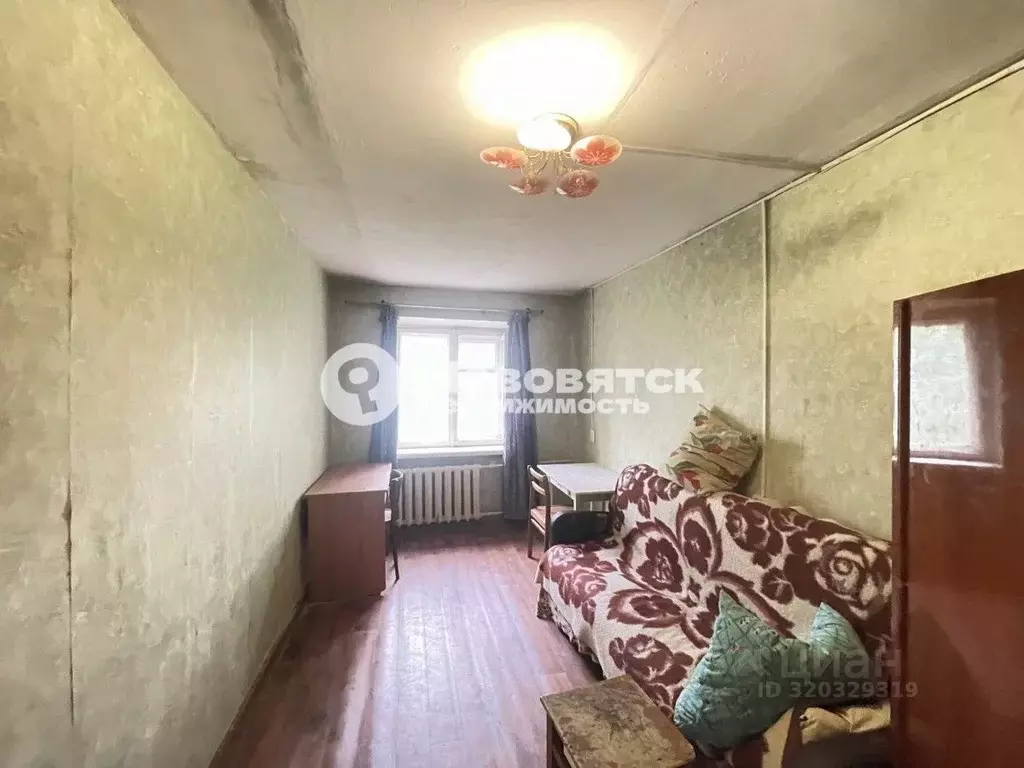 Комната Кировская область, Киров Октябрьский просп., 20 (14.0 м) - Фото 0