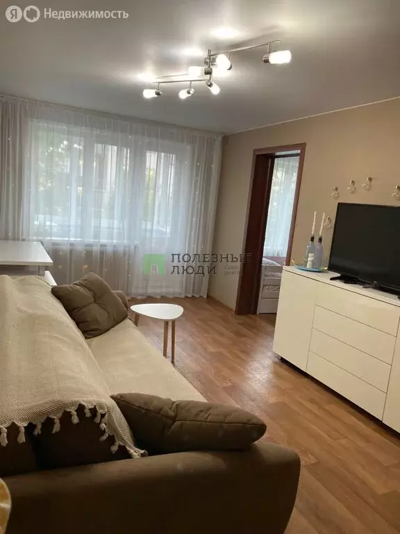 2-комнатная квартира: Ижевск, Школьная улица, 55 (45 м) - Фото 2